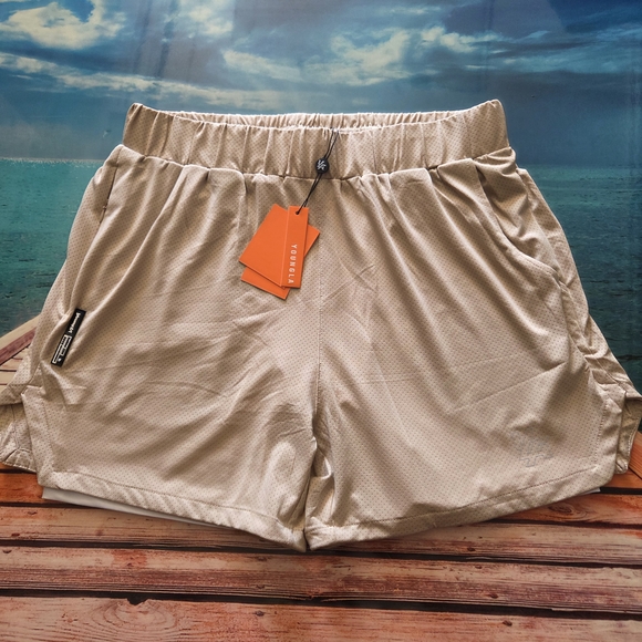 YoungLA Athletic Shorts in Cream - Picture 1 of 2